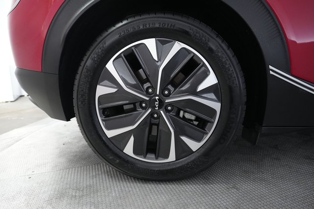 2024 Kia EV6 — photo 17 of 30