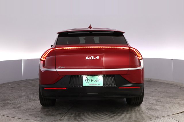 2024 Kia EV6 — photo 12 of 30