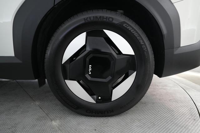 2024 Kia EV9 — photo 7 of 23