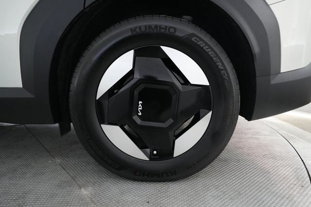 2024 Kia EV9 — photo 7 of 23