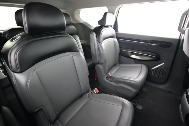 2024 Kia EV9 — photo 4 of 23