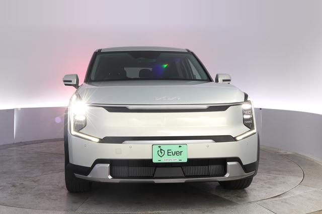 2024 Kia EV9 — photo 9 of 23