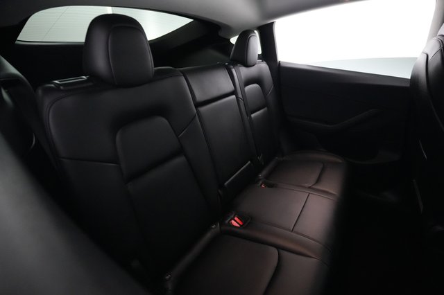 2022 Tesla Model Y — photo 4 of 23