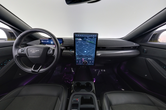 2025 Ford Mustang Mach-E
