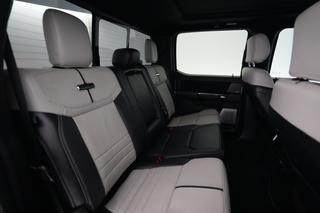 2023 Ford F-150 Lightning — photo 4 of 15