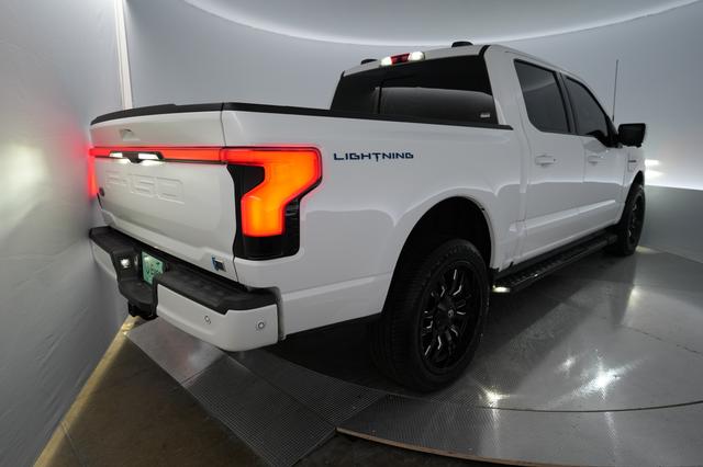 2023 Ford F-150 Lightning — photo 2 of 15