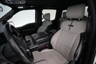 2023 Ford F-150 Lightning — photo 3 of 15