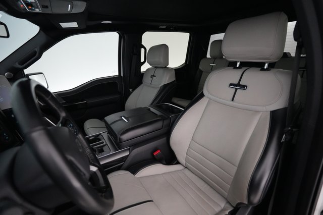 2023 Ford F-150 Lightning — photo 3 of 15