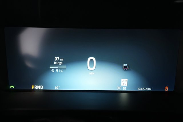 2023 Ford F-150 Lightning — photo 5 of 15