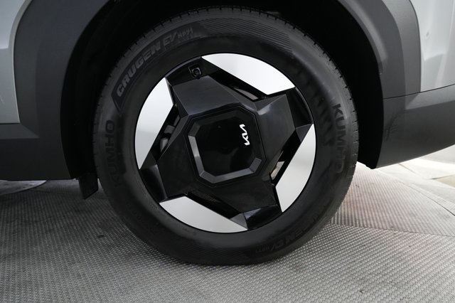 2024 Kia EV9 — photo 7 of 28