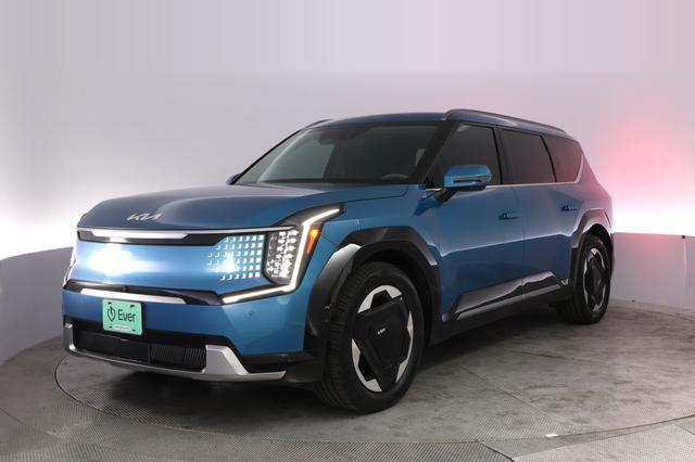 2024 Kia EV9 — VIN KNDADFS51R6032034