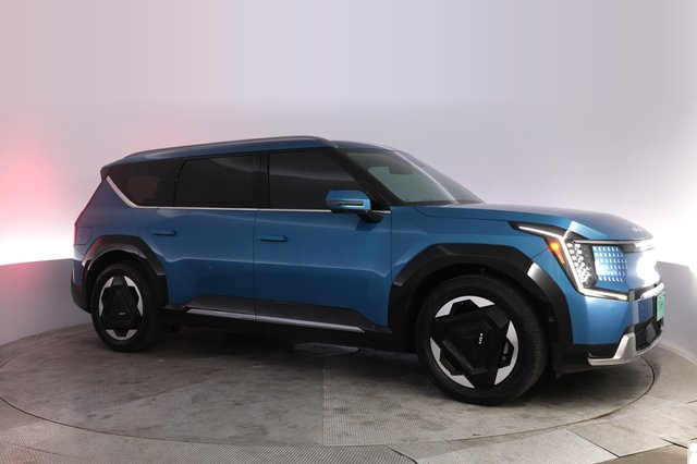 2024 Kia EV9 — photo 11 of 30