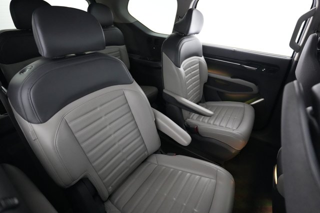 2024 Kia EV9 — photo 4 of 30