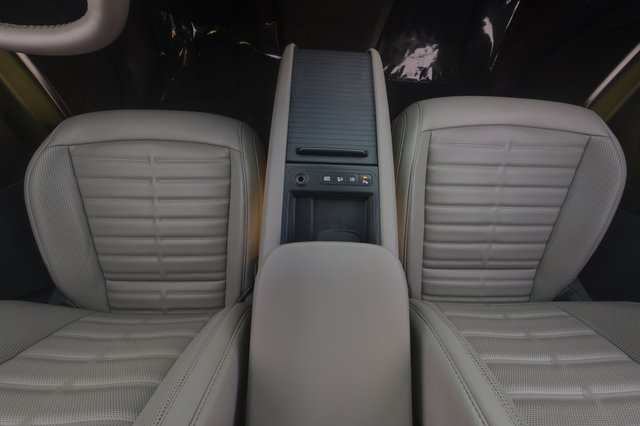 2024 Kia EV9 — photo 24 of 30
