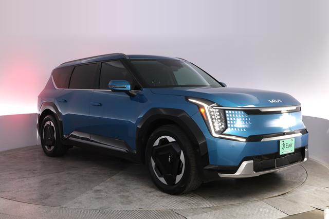 2024 Kia EV9 — photo 10 of 30