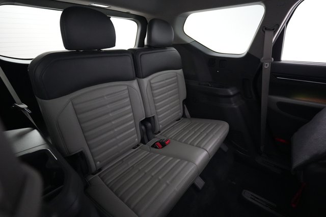 2024 Kia EV9 — photo 21 of 30