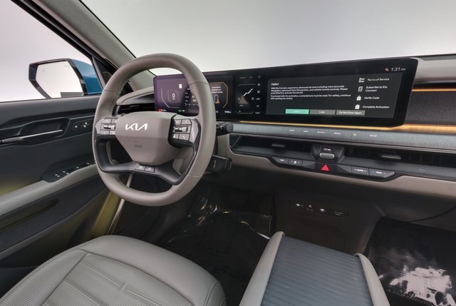 2024 Kia EV9 — photo 22 of 30
