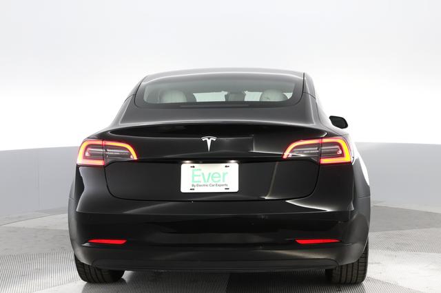 2019 Tesla Model 3 — photo 6 of 27