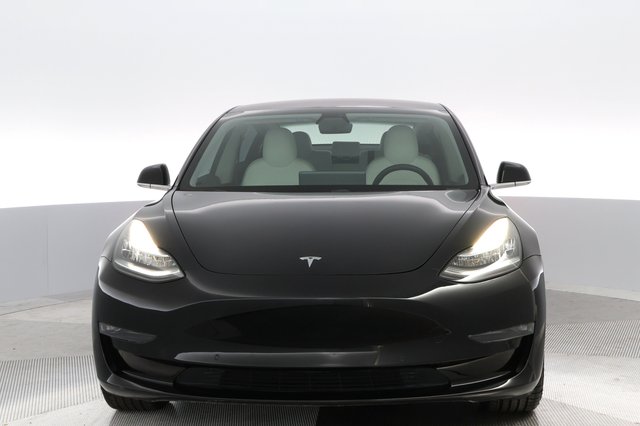 2019 Tesla Model 3 — photo 2 of 27