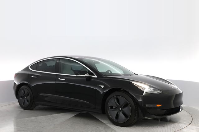 2019 Tesla Model 3 — photo 4 of 27