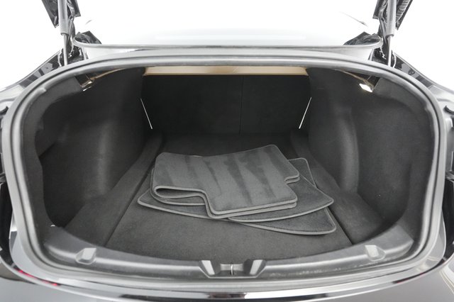 2019 Tesla Model 3 — photo 16 of 27