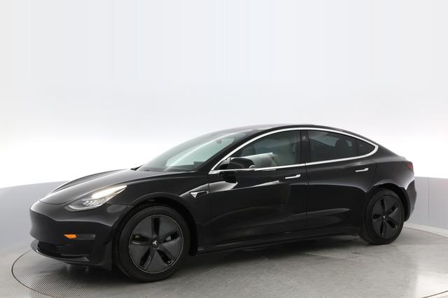 2019 Tesla Model 3 — photo 7 of 27
