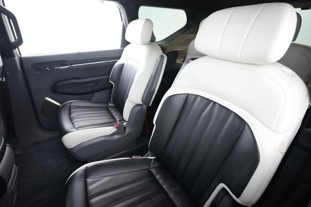 2024 Kia EV9 — photo 19 of 26