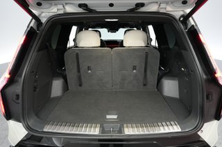 2024 Kia EV9 — photo 6 of 26