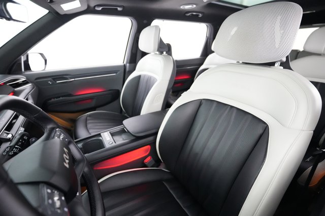 2024 Kia EV9 — photo 3 of 29