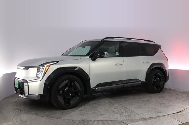 2024 Kia EV9 — photo 14 of 29