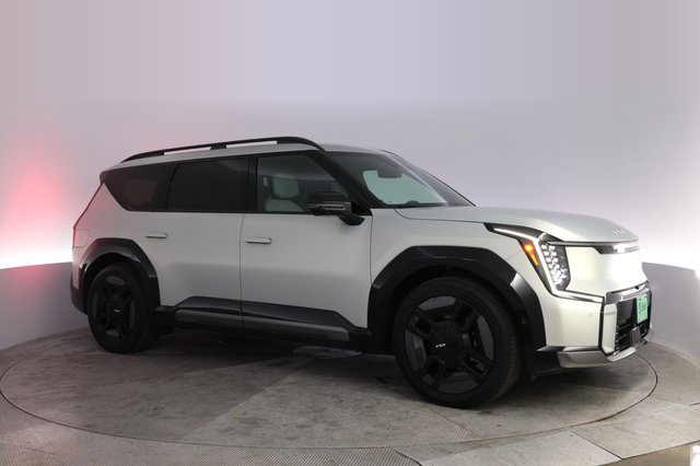 2024 Kia EV9 — photo 11 of 29