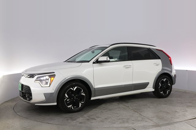 2024 Kia Niro EV — photo 14 of 21