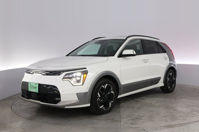 2024 Kia Niro EV — VIN KNDCT3L10R5087246