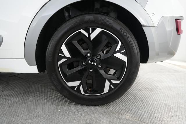2024 Kia Niro EV — photo 7 of 21