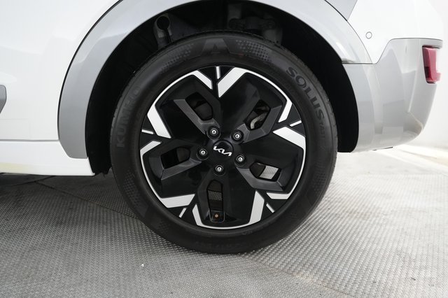 2024 Kia Niro EV — photo 7 of 21
