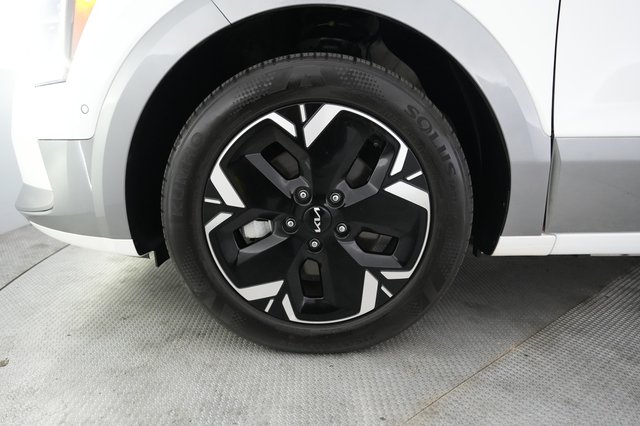 2024 Kia Niro EV — photo 15 of 21
