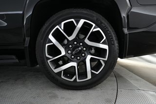 2024 Chevrolet Silverado EV — photo 7 of 19