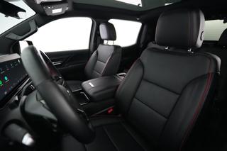 2024 Chevrolet Silverado EV — photo 3 of 19