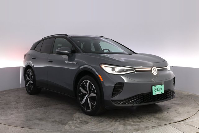 2024 Volkswagen ID.4 — photo 10 of 25
