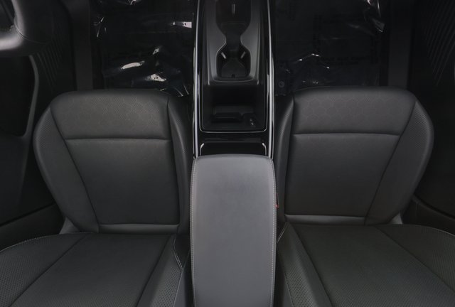 2024 Volkswagen ID.4 — photo 22 of 25