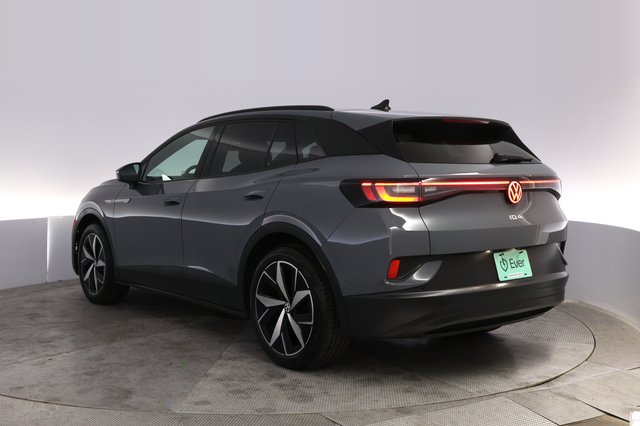 2024 Volkswagen ID.4 — photo 13 of 25
