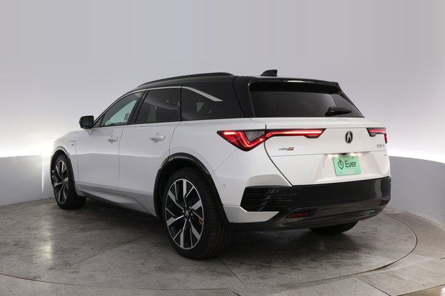 2024 Acura ZDX — photo 13 of 23