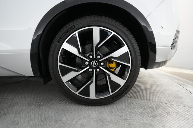 2024 Acura ZDX — photo 7 of 23