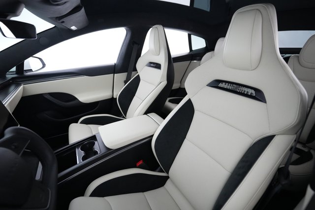 2025 Tesla Model S — photo 3 of 24