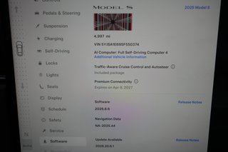 2025 Tesla Model S — photo 5 of 24