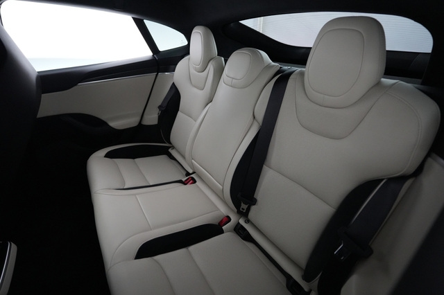 2025 Tesla Model S
