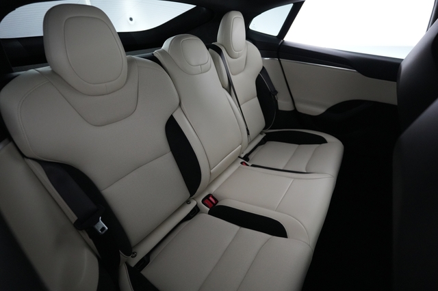 2025 Tesla Model S