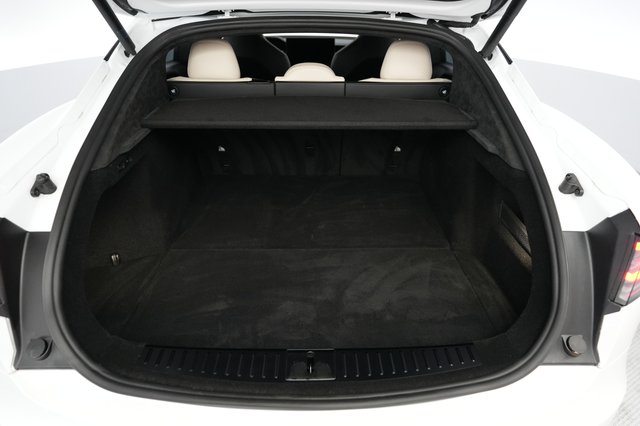 2025 Tesla Model S — photo 6 of 24