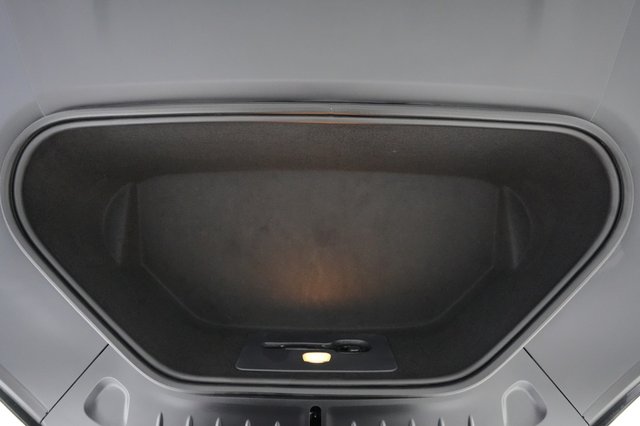2025 Tesla Model S — photo 23 of 24
