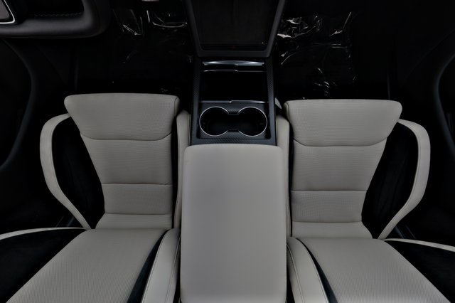 2025 Tesla Model S — photo 22 of 24
